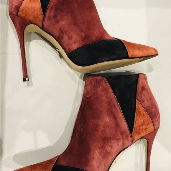 Sergio Rossi Suede Red Black Ankle Boots Heels 5.5 - Picture 8 of 10